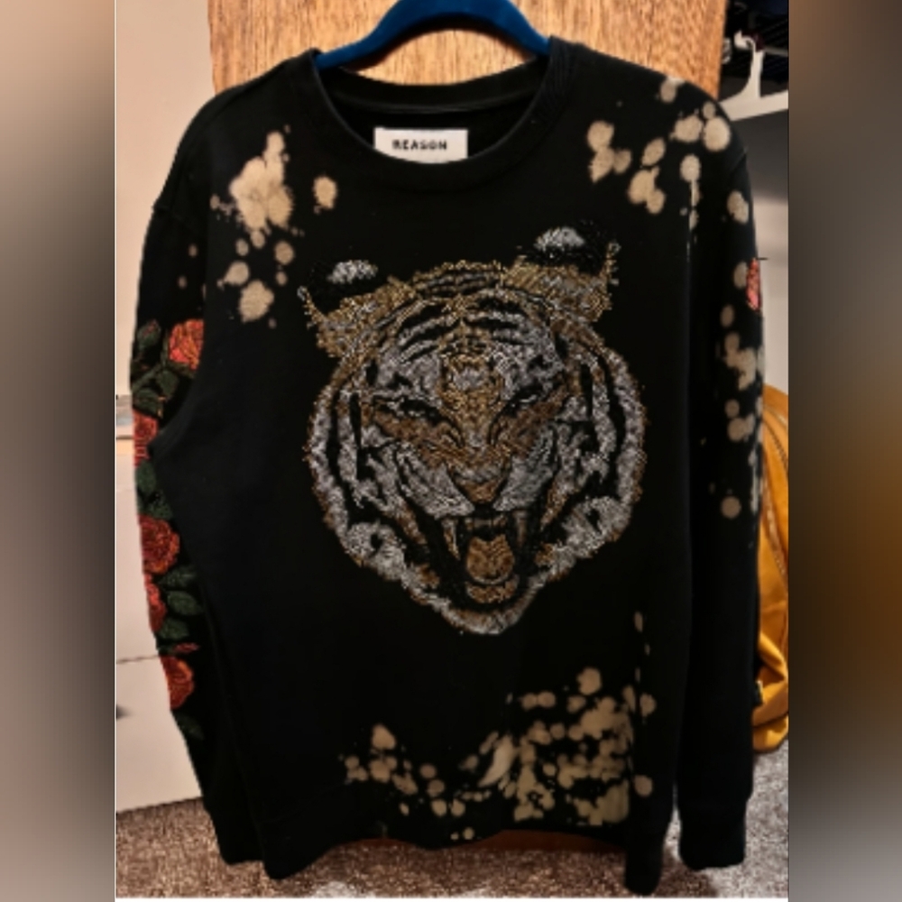 Reason sweater L